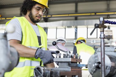 işçi çalışma makine 