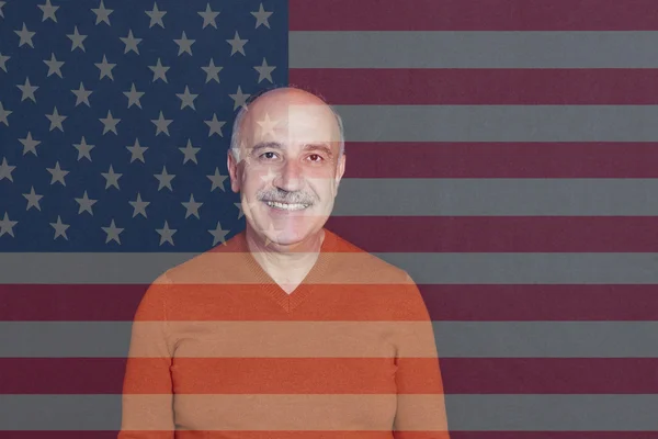 Armeense man met Usa vlag — Stockfoto