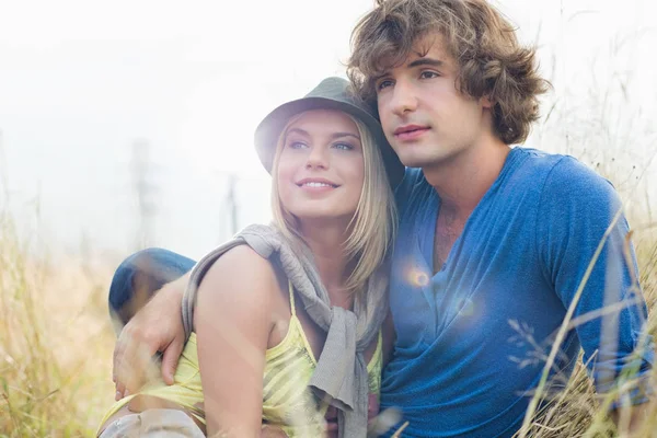 Casal jovem romântico — Fotografia de Stock