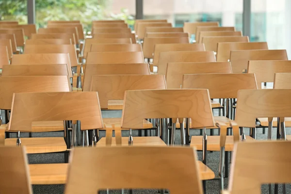 Rows of empty chairs — Stock Photo, Image