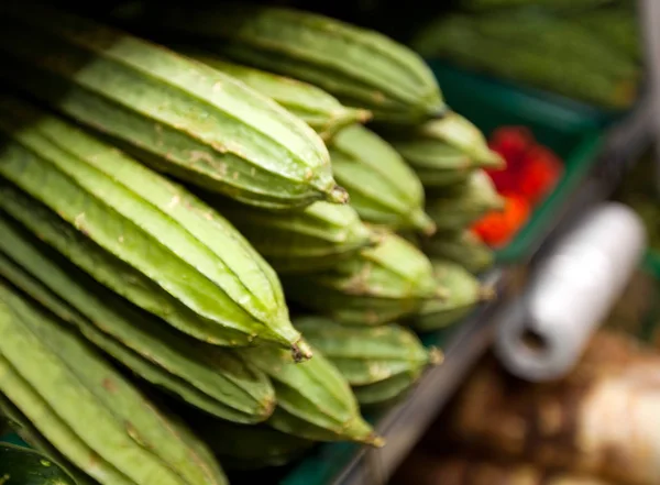 Kalebass växt i livsmedelsbutik — Stockfoto