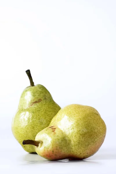Fresh ripe pears — Stock Photo, Image