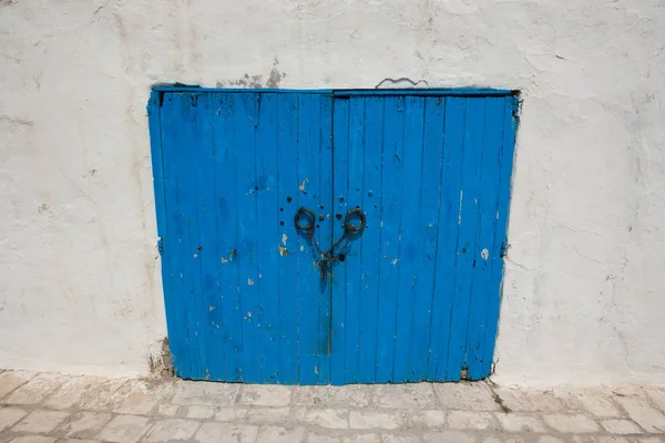 Typical blue local door — Stock Photo, Image