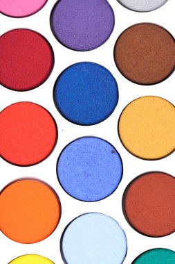 renkli göz gölgeler 