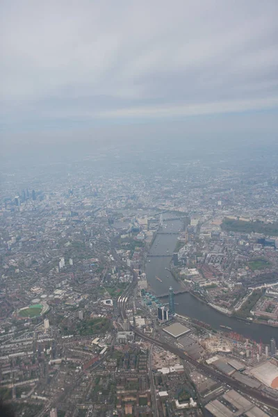 Vista aérea de Londres y el río Támesis — Foto de Stock