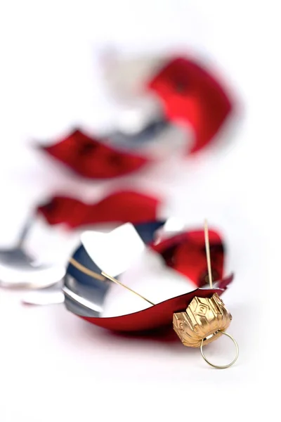 Broken red Christmass bauble — Stock Photo, Image