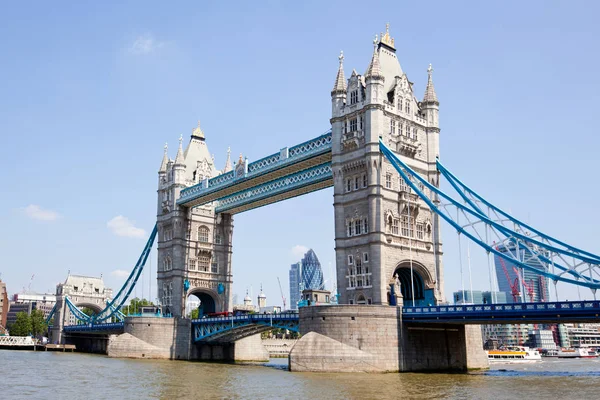 Tower Bridge i London — Stockfoto