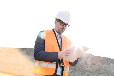 Erkek danışman okuma Pano 