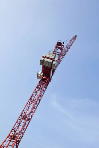 Red construction crane — Stock Photo, Image