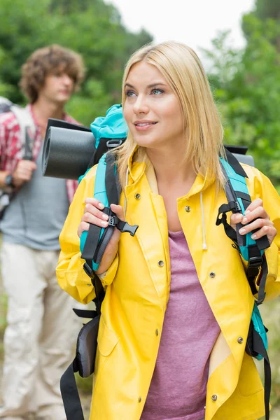 Female backpacker with man — Stock Photo, Image