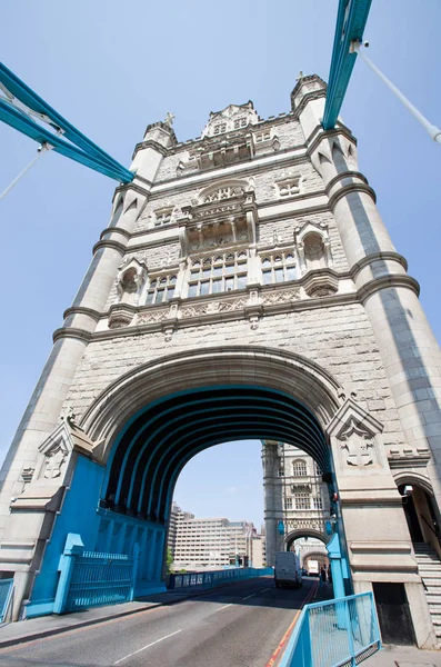 Tower Bridge w Londynie — Zdjęcie stockowe