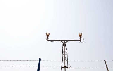 Aydınlatma donanımları, Havaalanı pist