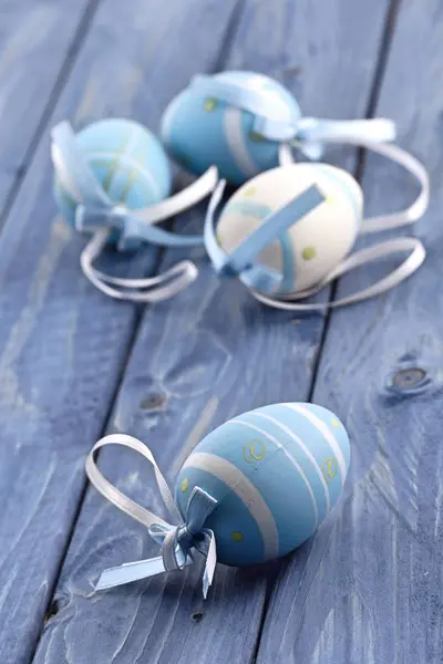 Blue and pink easter eggs — Stock Photo, Image