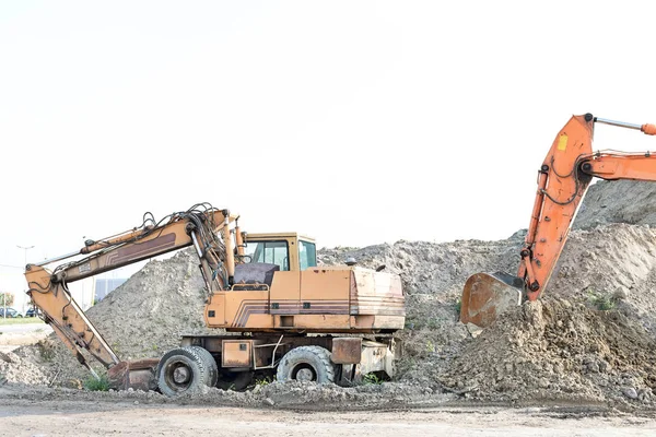 Bulldozers op de bouwplaats — Stockfoto