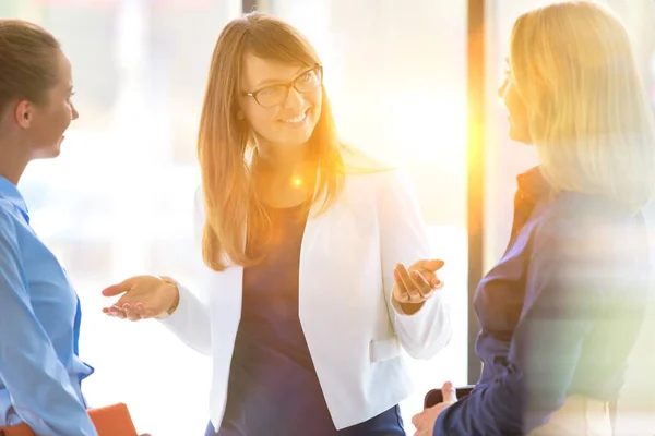 Stratégie Planification Des Femmes Affaires Lors Une Réunion Bureau — Photo