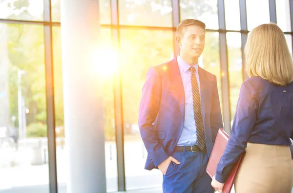 Das Leben Von Geschäftsleuten Büro Mit Brillenblitz Hintergrund — Stockfoto