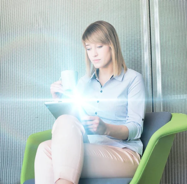 Porträt Attraktiver Frauen Büro Während Des Geschäftsalltags — Stockfoto