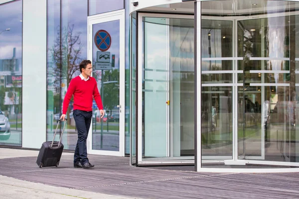 Geschäftsmann Nimmt Geschäftskonferenz Hotel Teil — Stockfoto