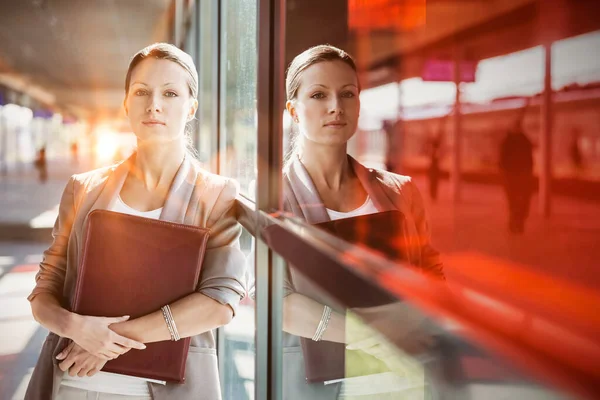 Young Attractive Businesswoman Standing While Holding Document — Stock Photo, Image