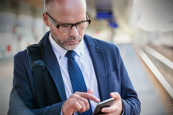 Portrait Businessman Using Smartphone While Waiting Train Station — Stock Photo, Image