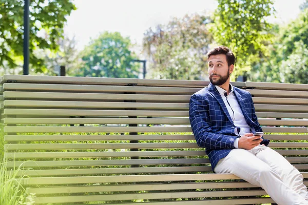 Portrait Young Attractive Businessman Using Smartphone While Sitting Bench — Stock Photo, Image