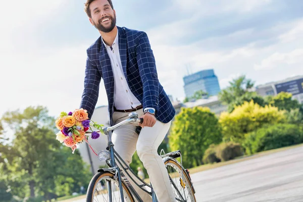 Портрет Молодого Привлекательного Бизнесмена Велосипеде — стоковое фото