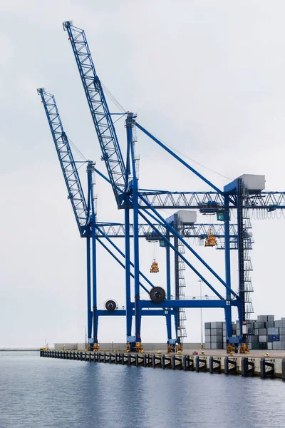 Empty Dock Cranes Cargo Terminal — Stock Photo, Image