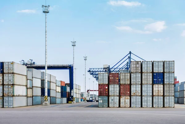 Zeecontainers Bij Cargo Terminal — Stockfoto