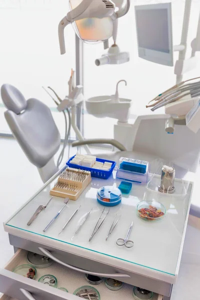 Clínica Dental Instrumentos Dentales —  Fotos de Stock