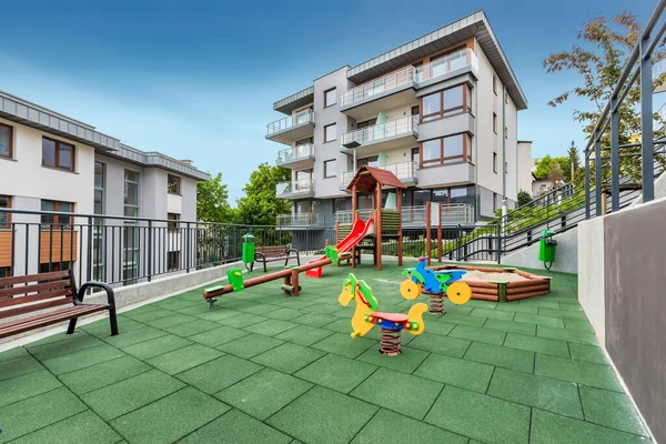 Exterior Parque Infantil Perto Aluguel Apartamentos Negócios — Fotografia de Stock
