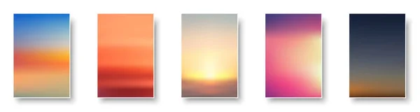 Conjunto de pôr-do-sol colorido e mar nascente . — Vetor de Stock
