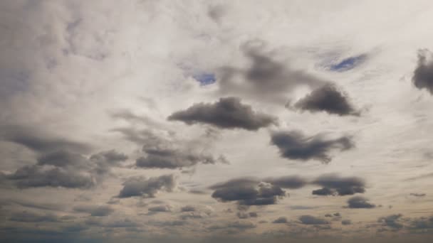 Nuvole scure prima di un temporale. Guarda gli altri miei time lapses cielo — Video Stock