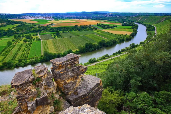 Hessigheim rock gardens are well suited for climbing and hiking — Stock Photo, Image