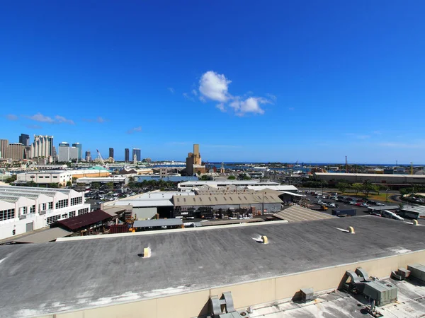 Vista aerea del porto di Honolulu e skyline del centro — Foto Stock