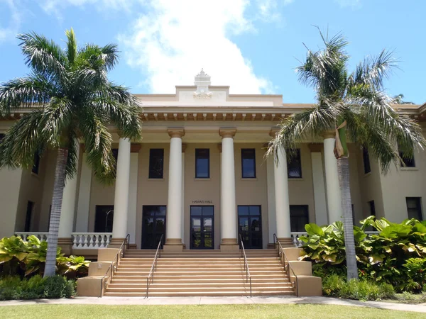 Honolulu Kwietnia Zabytkowym Budynku Hawaje Hale University Hawaii Manoa Kampus — Zdjęcie stockowe