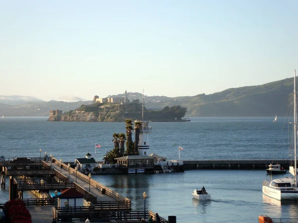 San Francisco Koyu'nda Pier 39 Fisherman's Wharf Forbes Adası — Stok fotoğraf