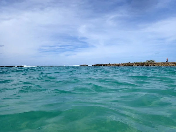 Oceaan water rimpel in Kuilima Cove — Stockfoto