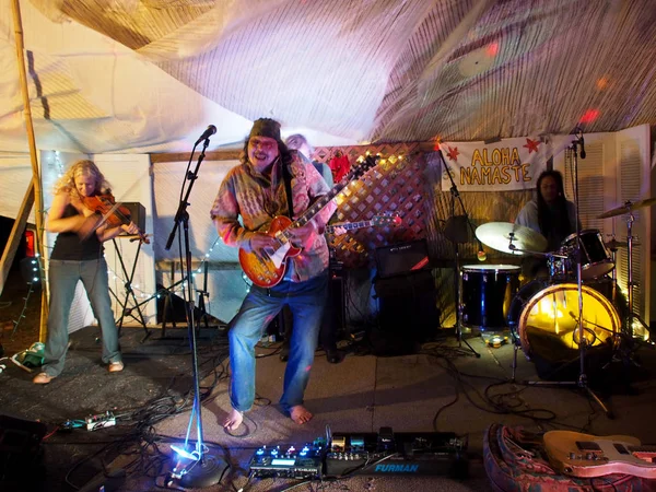 Rock band Roxotica playing at Optimysstique 2017 Campout — Stock Photo, Image