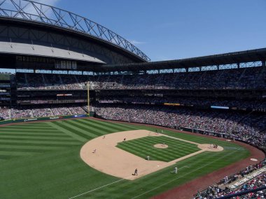 Denizciler batte için adım atmak Kardinaller sürahi ileriye doğru adım