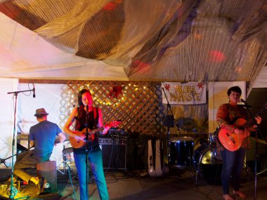 Taimane ve Optimysstique 2017 kamp oyun grubu 