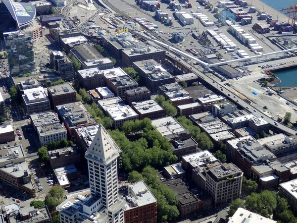 Büyük güzel havadan görünümü Seattle downtown — Stok fotoğraf