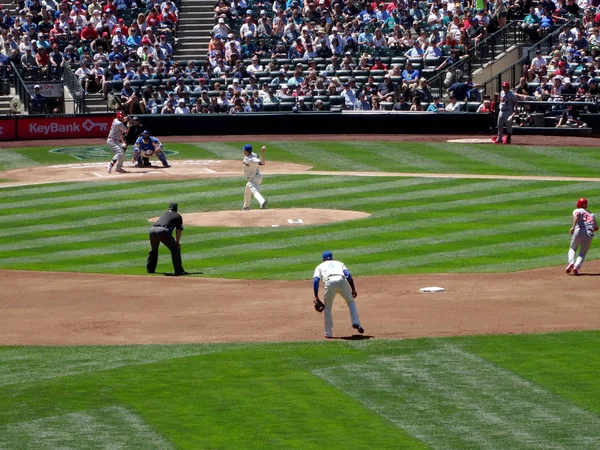 Mariners Pitcher si fa avanti per lanciare ai Cardinals batte — Foto Stock