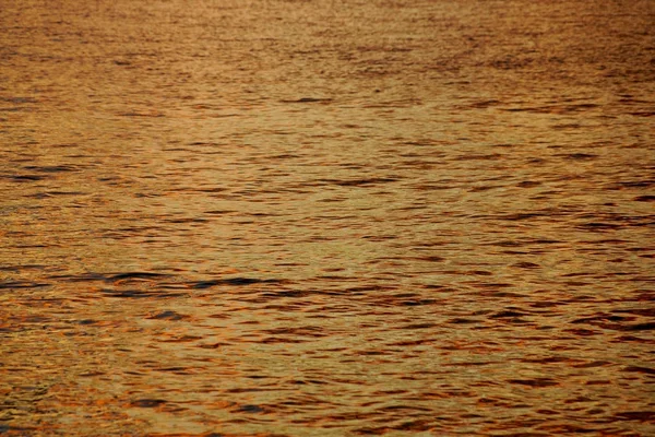 Shades Yellow Orange Ocean Water Ondea Costa Norte Oahu Reflejando — Foto de Stock