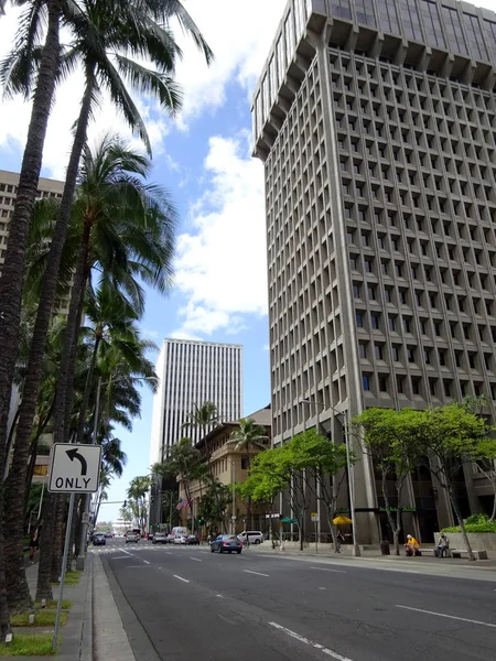 Bishop Street en el centro de Honolulu —  Fotos de Stock