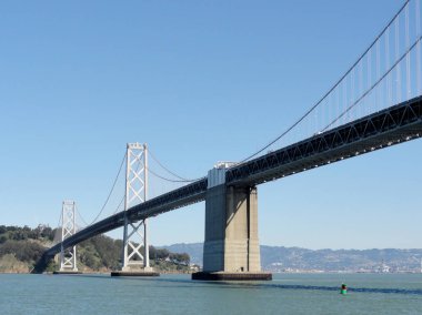 san francisco defne köprü kenarına