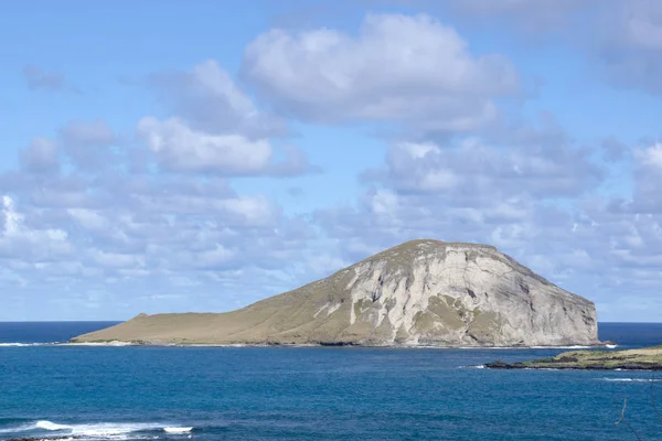 Isla Manana situada en el lado Barlovento de O 'ahu — Foto de Stock