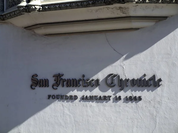 San Francisco Chronicle Κτίριο και υπογραφή — Φωτογραφία Αρχείου
