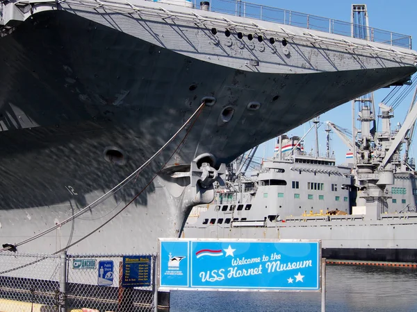 Aircraft Carrier USS HORNET Museum sign — Stock Photo, Image