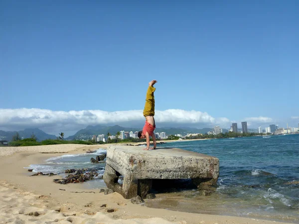 Man Wearing Shirt Pants Watch Handstands Old Pillbox Sand Island — Stock Photo, Image