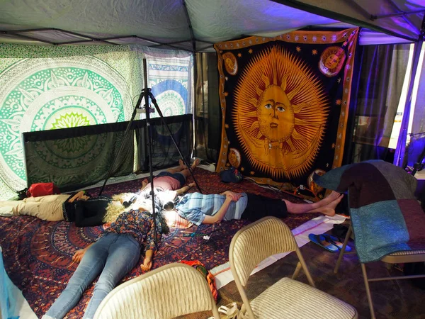 Honolulu Februar 2018 Menschen Erleben Dmt Light Stand Der Ohm — Stockfoto